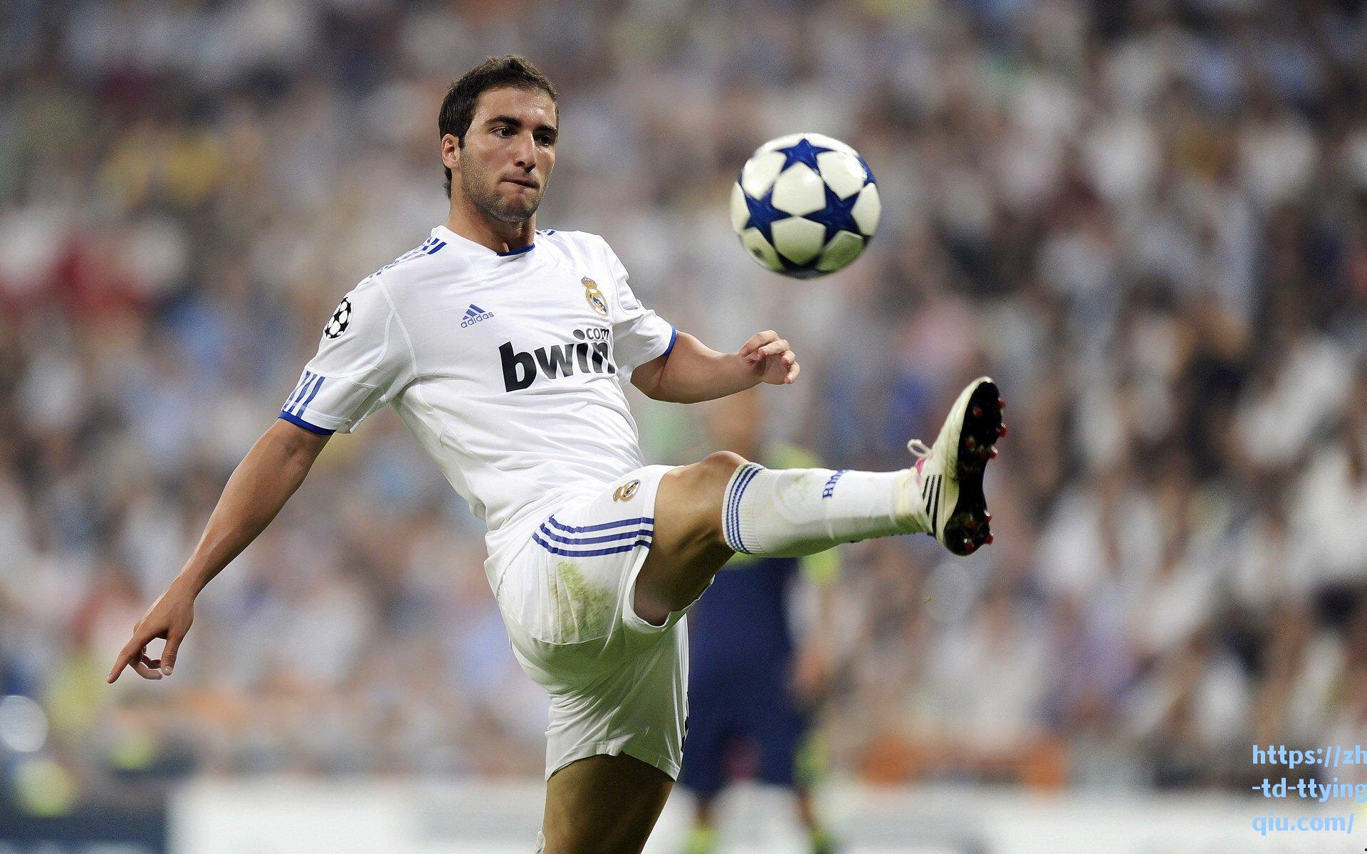 德甲焦点战，迪恩克吉9.0分闪耀全场，海登海姆力克科隆！