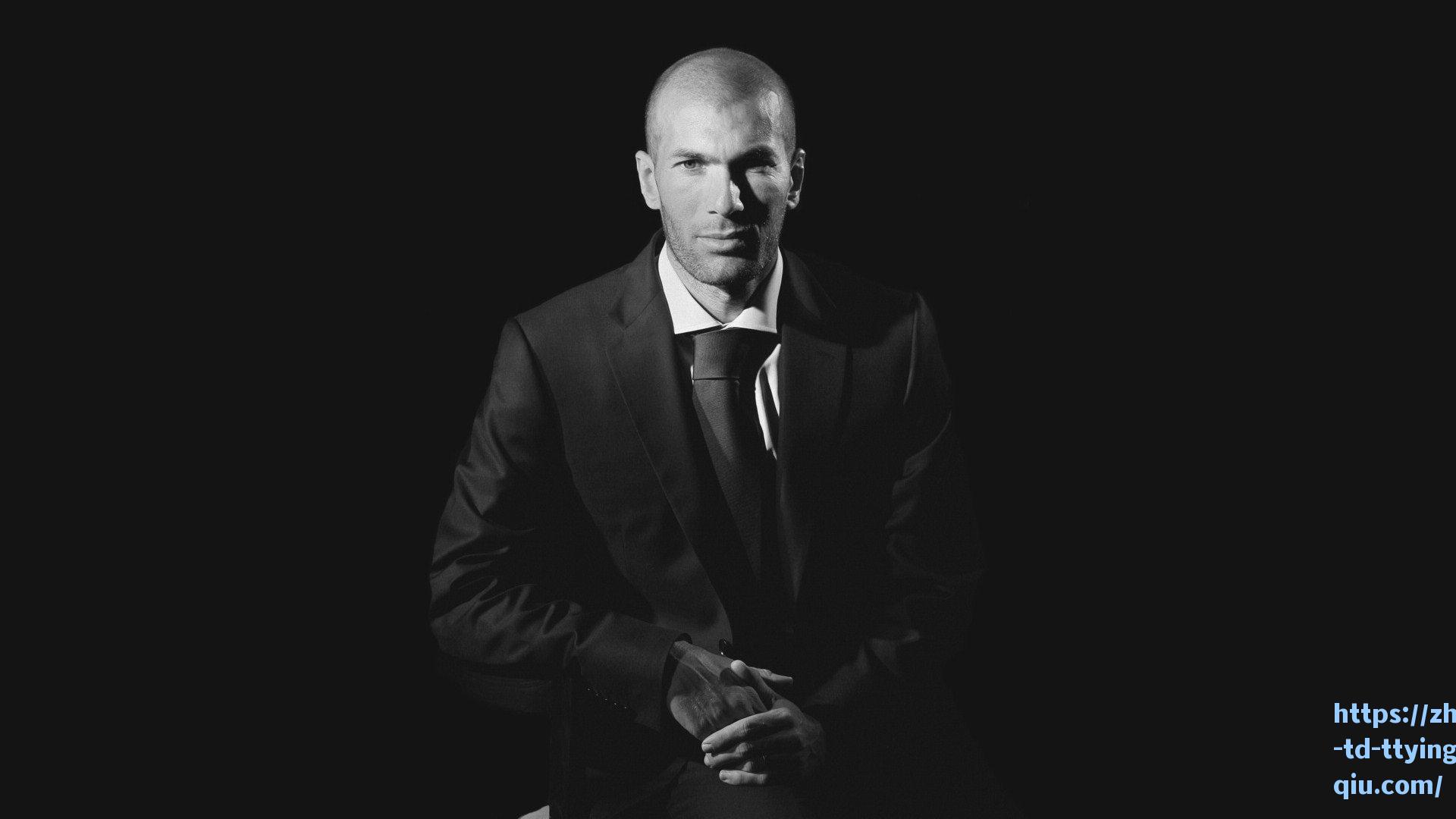 锋线双星领衔!塞尔维亚公布九月世预赛关键战名单,弗拉霍维奇、米特罗维奇扛起进攻大旗